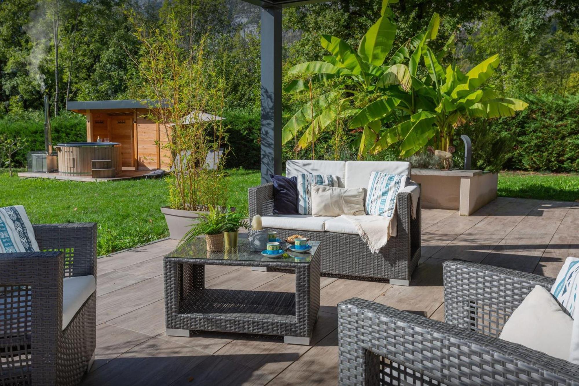 Chalet Lomatika - Ovo Network ดูซาร์ ภายนอก รูปภาพ